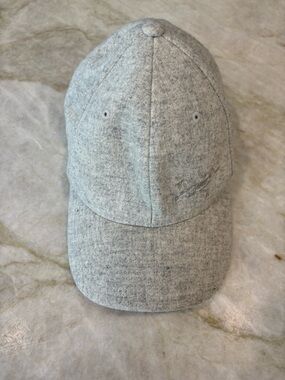 Men's Arc’Teryx Gray Wool Baseball Flexfit hat L/XL